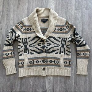 Pendleton Women’s Beige and Gray Button Up Cardigan